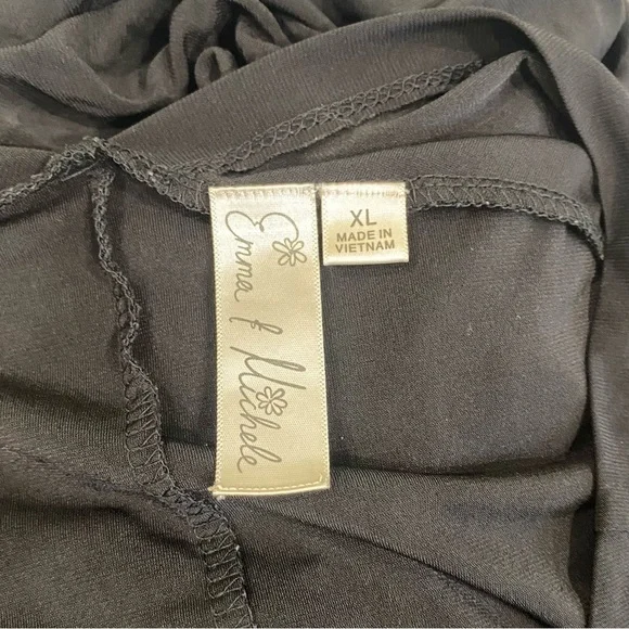 Emma & Michele Black Zip Up Jumpsuit Size XL - Picture 4 of 4